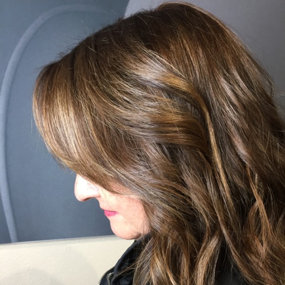 Meet your Posher, Julie - Picture 1 of 1